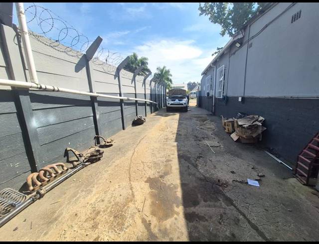 OFFICE FOR SALE IN PIETERMARITZBURG CENTRAL